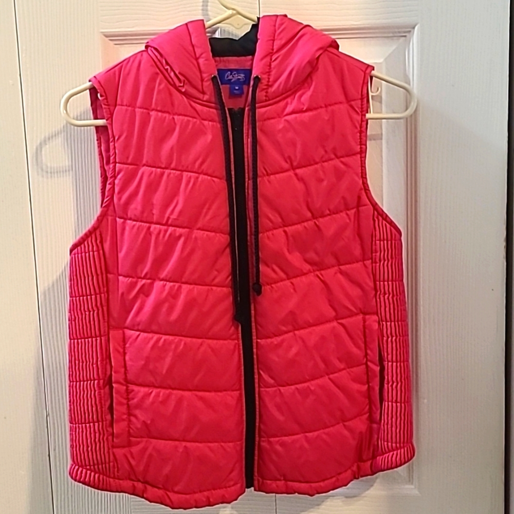 City Streets puffer vest size Medium Hot pink.